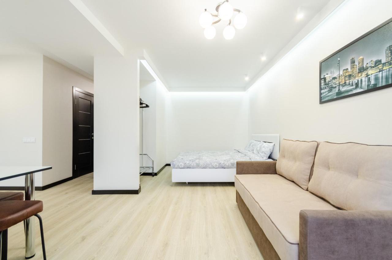 Artal Apartment On Obolonsky Avenue 31 Kiew Exterior foto
